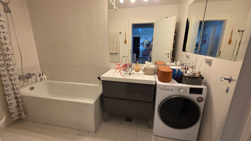 Calarasi, vanzare apartament 3 camere, mobilat.